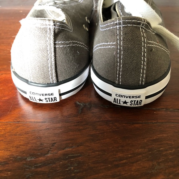 Converse All Stars - Like New - Picture 4 of 6